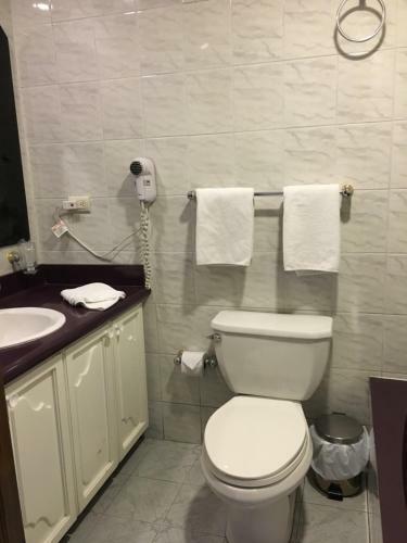 Hotel Pinar Del Lago