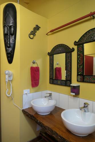 Albergue Global Village Travellers Lodge