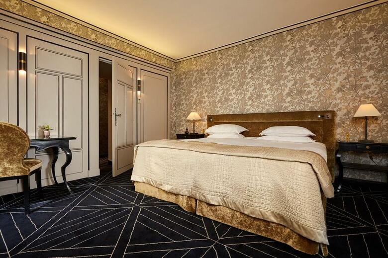 Hotel Pavillon De La Reine
