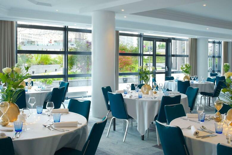 Hotel Renaissance Paris La Defense