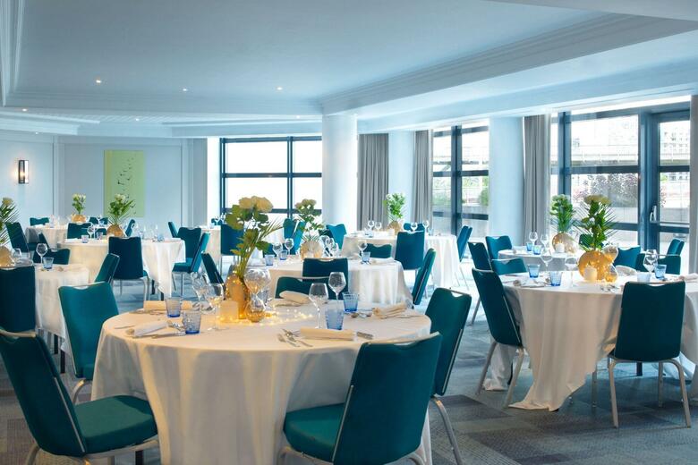 Hotel Renaissance Paris La Defense
