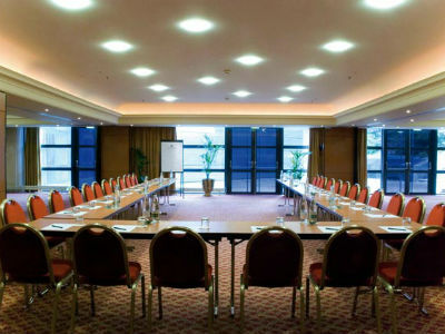 Hotel Renaissance Paris La Defense