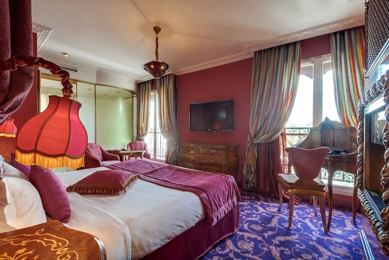 Hotel Villa Royale