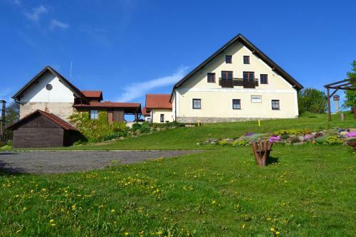 Hostal Ubytov�n� Na H�jence