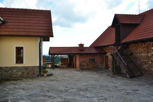 Hostal Ubytov�n� Na H�jence