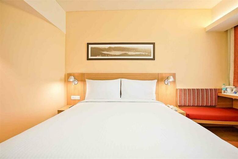 Hotel Ibis New Delhi Aerocity