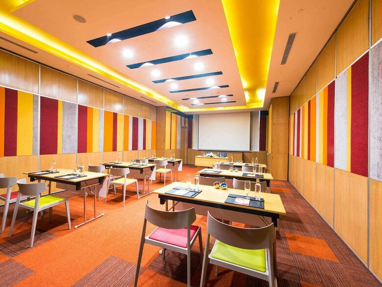 Hotel Ibis New Delhi Aerocity