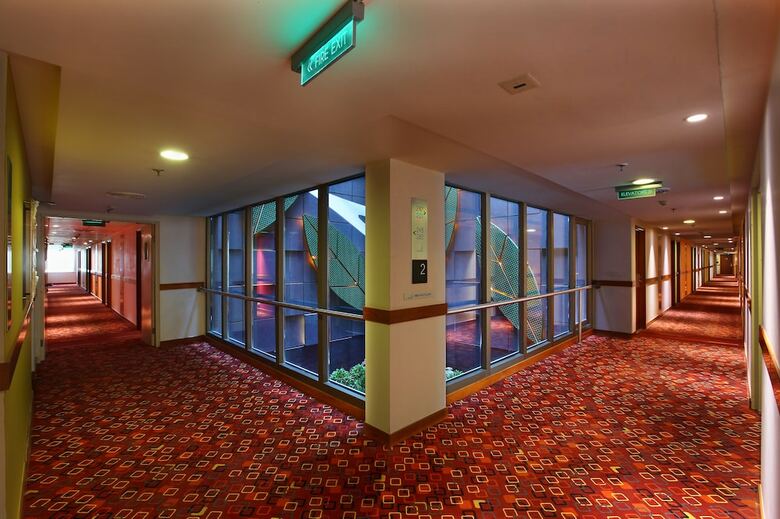 Hotel Ibis New Delhi Aerocity