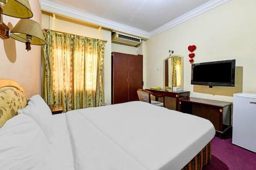 Hotel Oyo 119 Le Vondome