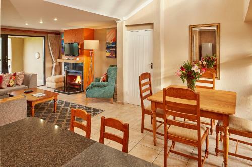 Hotel Midlands Saddle And Trout