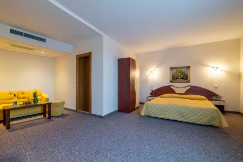 Adamo Hotel