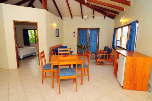 Hotel Hideaway Island Resort