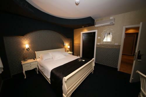 Villa Carmel Boutique Hotel