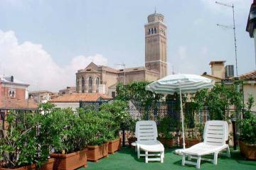 Hotel Pantalon