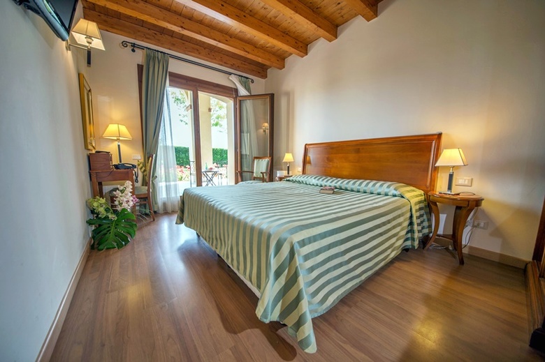 Venice Resort Hotel