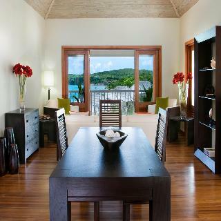 Hotel Nonsuch Bay Resort