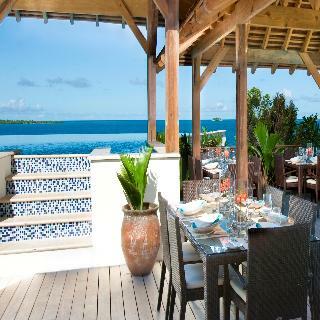 Hotel Nonsuch Bay Resort