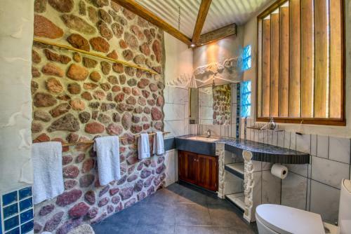 Omega Tours Eco-jungle Lodge