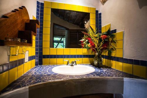 Omega Tours Eco-jungle Lodge
