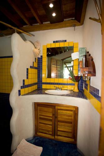 Omega Tours Eco-jungle Lodge