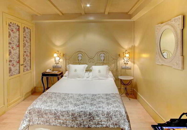Hotel Sacrist�a De Santa Ana