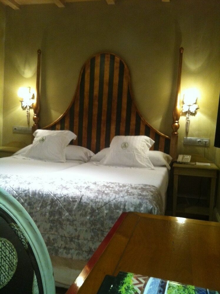 Hotel Sacrist�a De Santa Ana