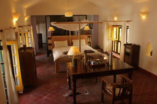 Hotel 3 Rooms By The Paulines