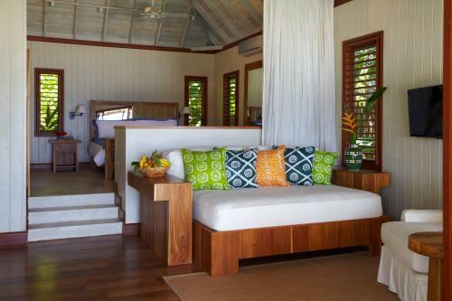 Hotel Golden Eye