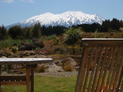 Bed & Breakfast Tongariro Suites