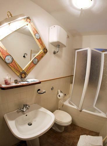 Hostal Pineta Country House