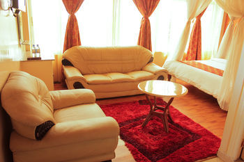 Pearl Palace Hotel