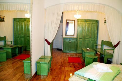 Hostal Rooms ?u ?u