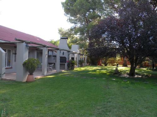Hostal A Cherry Lane Self Catering And B&B
