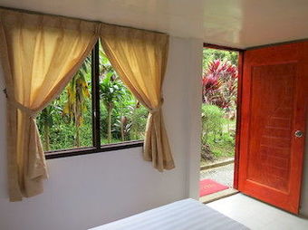 Hotel Mile 36 Lodge