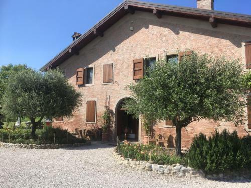 Hostal Agriturismo La Cascinetta