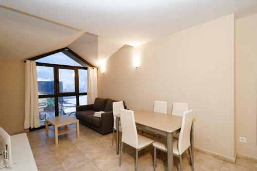 Apartamentos Degas Mikka