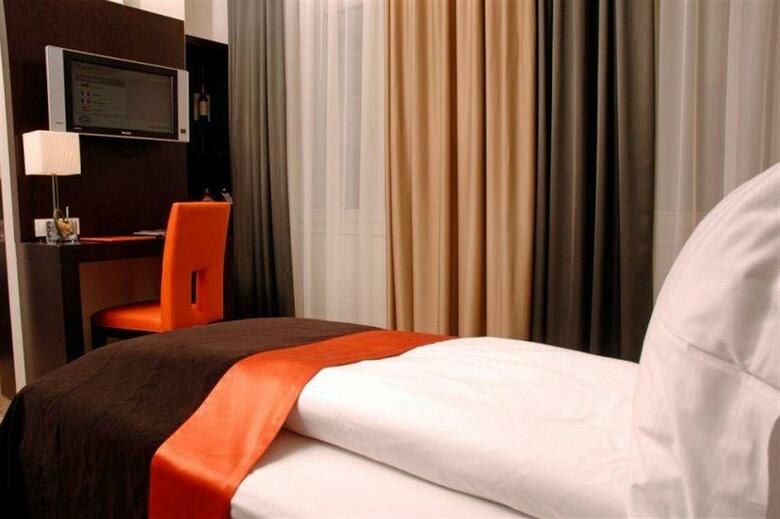 Hotel The Levante Parliament