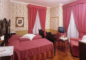 Hotel Villa Del Bosco & Vdbnext