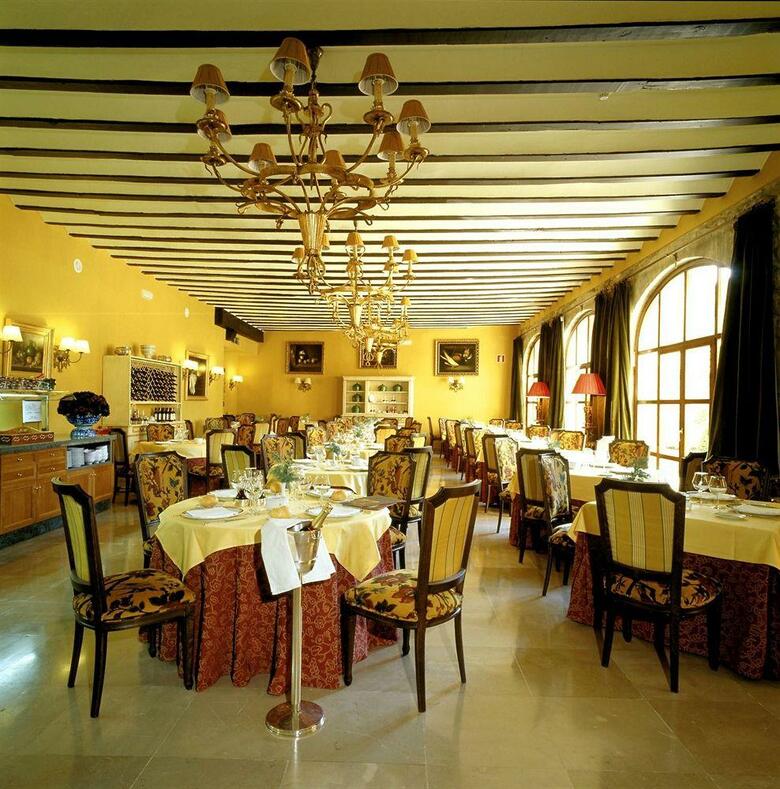 Hotel Parador De Santillana Gil Blas