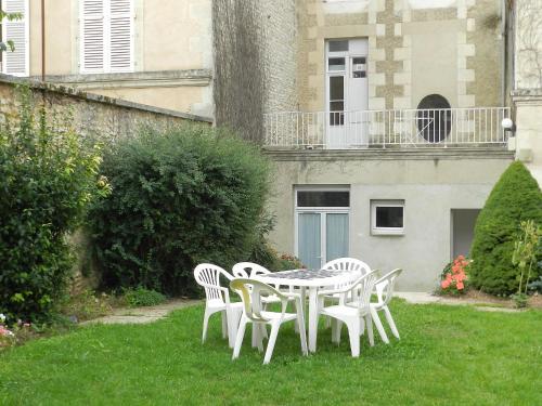 Apartment Grimaux.3