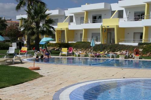 Hostal Apartamentos Santa Teresinha