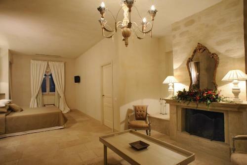 Hostal Castello Camemi