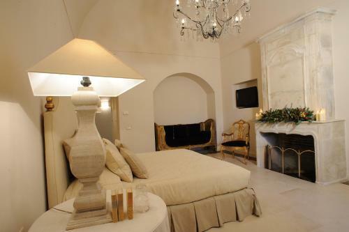 Hostal Castello Camemi