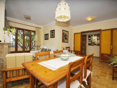 Cozy Holiday Home In Alcudia With Fireplace