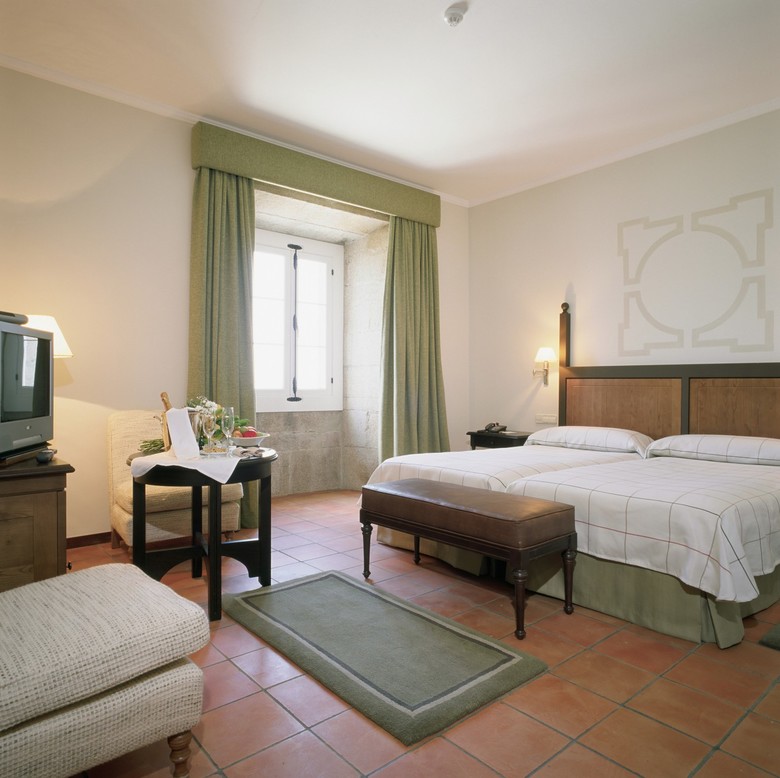 Hotel Parador De Monforte