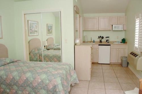 Hotel Rock Lake Resort