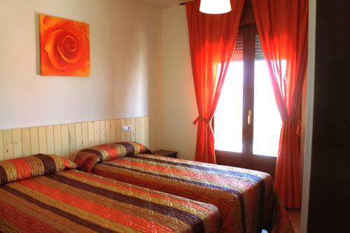 Apartamentos Las Casitas De El Blas�n