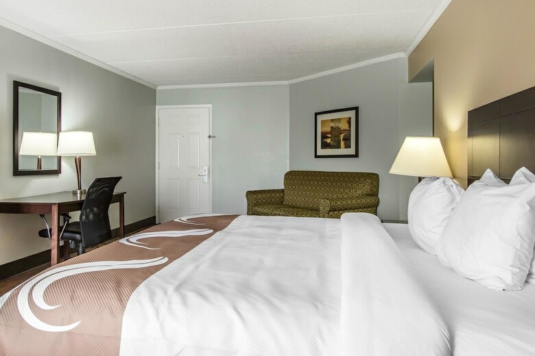 Hotel Quality Inn Downtown Historic District