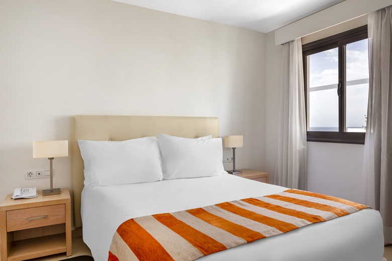 Apartamentos Sunset Bay Club