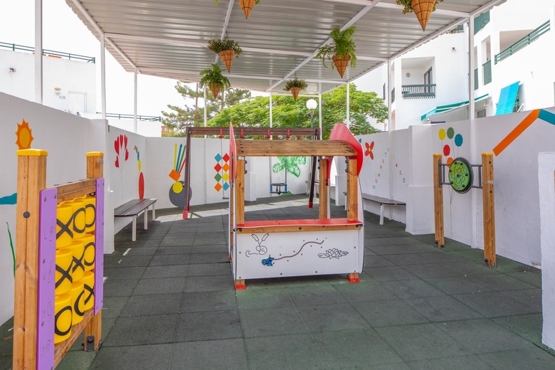 Apartamentos Sunset Bay Club